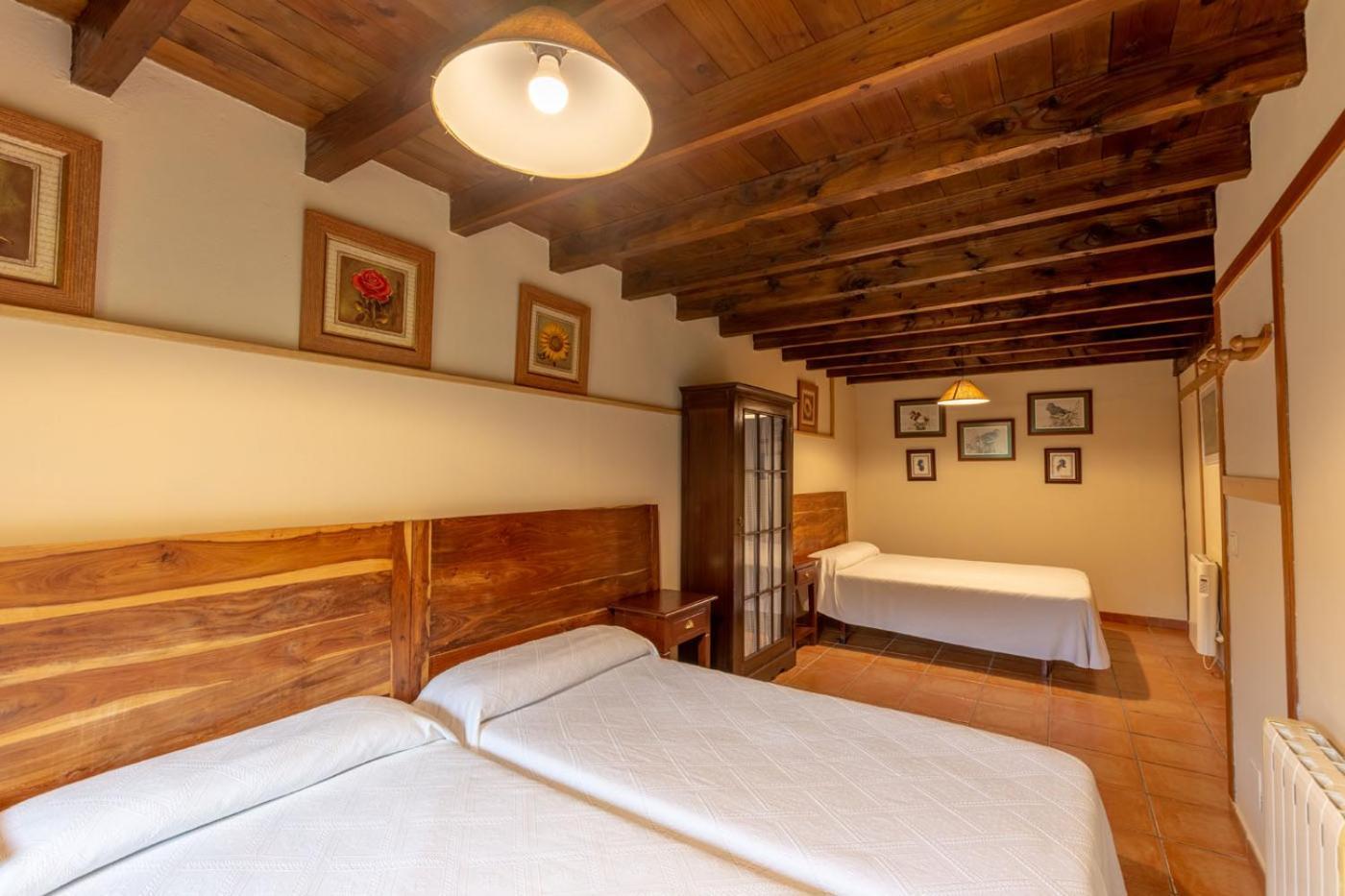 Apartamentos Rurales Los Picos De Redo カマレニョ エクステリア 写真