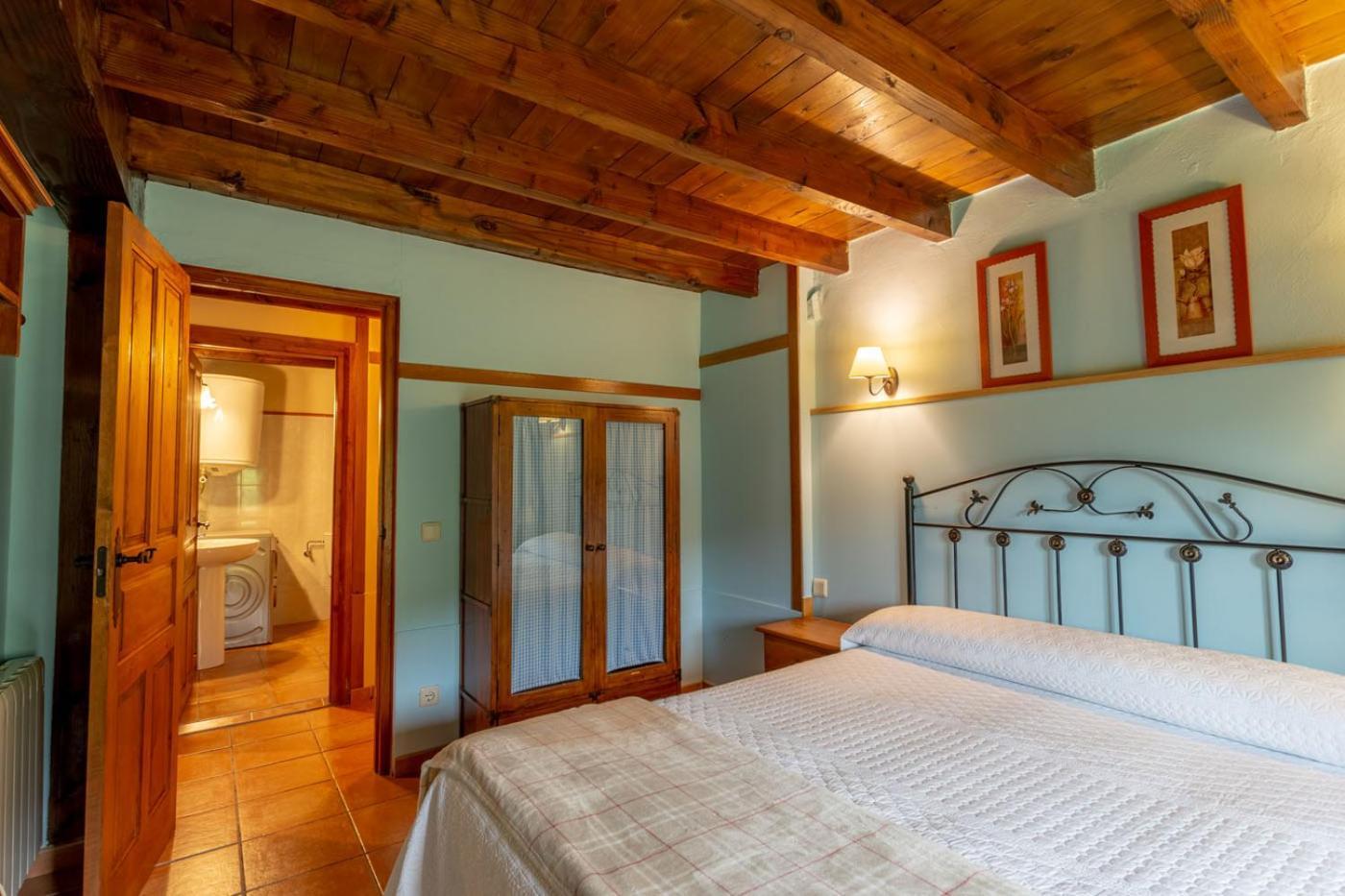 Apartamentos Rurales Los Picos De Redo カマレニョ エクステリア 写真