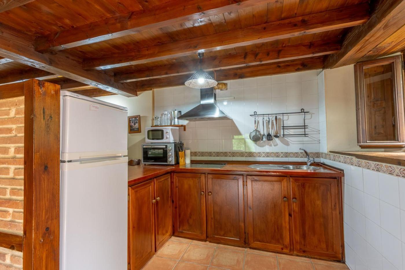 Apartamentos Rurales Los Picos De Redo カマレニョ エクステリア 写真