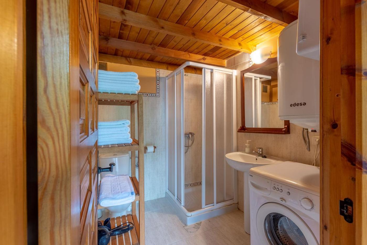 Apartamentos Rurales Los Picos De Redo カマレニョ エクステリア 写真